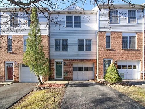 165 Meadowview Dr, Canonsburg, PA, 15317-2313 | Card Image