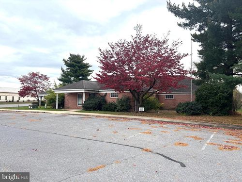 440 Walker Rd, CHAMBERSBURG, PA, 17201-9798 | Card Image