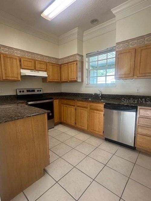 a11-530 Belltower Ave, DELTONA, FL, 32725-8076 | Card Image