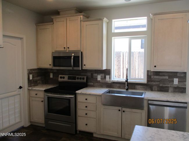 3467 Crown Royal Cir, House other with 4 bedrooms, 2 bathrooms and 2 parking in Winnemucca NV | Image 14