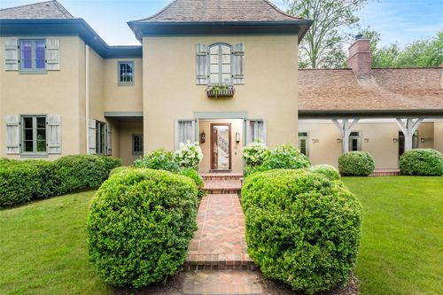 41 Linden Ln, Mount Kisco, NY, 10549-4703 | Card Image