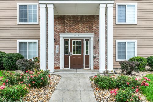 apt-104-6519 Jade Stream Ct, Indianapolis, IN, 46237-3079 | Card Image