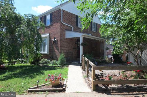 288 Diamond St, POTTSTOWN, PA, 19464-4206 | Card Image