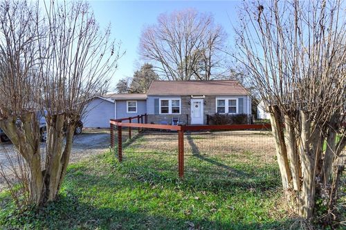 4728 Bowman Ave, Greensboro, NC, 27407-6404 | Card Image