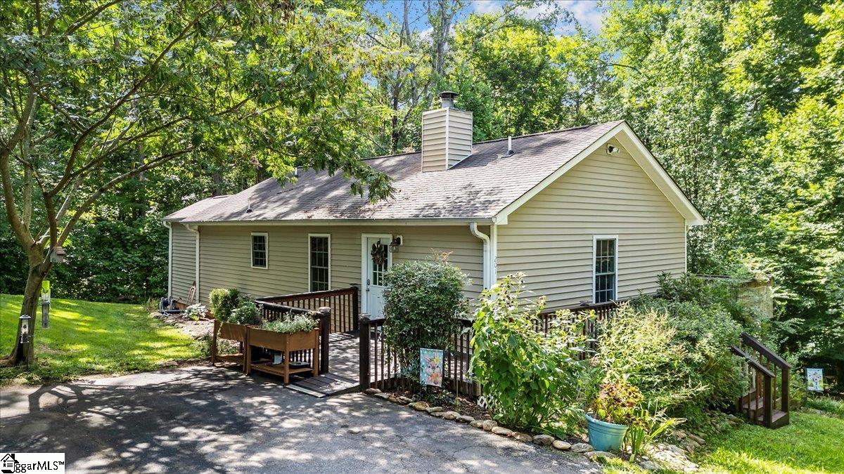 Reeves St, Liberty, SC 29657