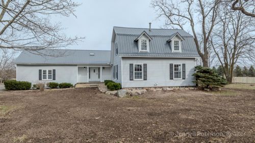 7154 Morse Lake Ave Se, Alto, MI, 49302-9155 | Card Image