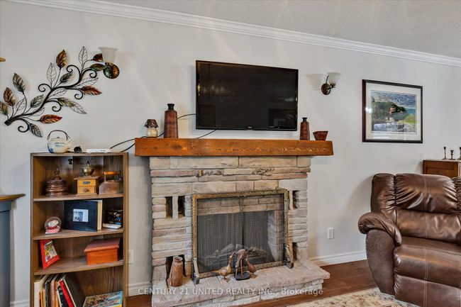 686 Corrigan Cres, House other with 4 bedrooms, 2 bathrooms and 4 parking in Peterborough ON | Image 18