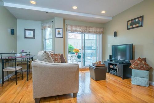 apt-205-920 Jefferson St, Hoboken, NJ, 07030-9202 | Card Image