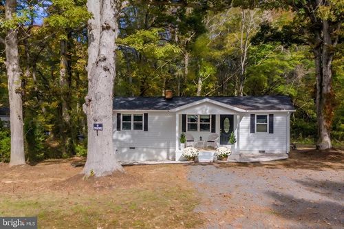 201 Grainery Rd, MONTROSS, VA, 22520-3210 | Card Image