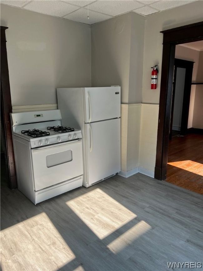 2 151 Hedley Place, For Rent in Buffalo Zoocasa