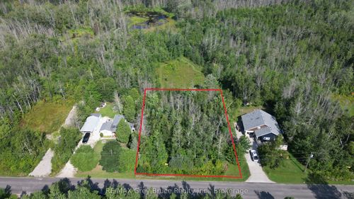 127 Maple Dr, Miller Lake, ON, N0H1Z0 | Card Image