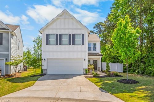 4020 Centerpiece Ct, High Point, NC, 27265-1191 | Card Image