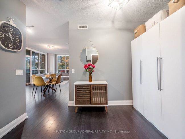 114 - 85 N Park Rd, Condo with 3 bedrooms, 2 bathrooms and 1 parking in Vaughan ON | Image 17