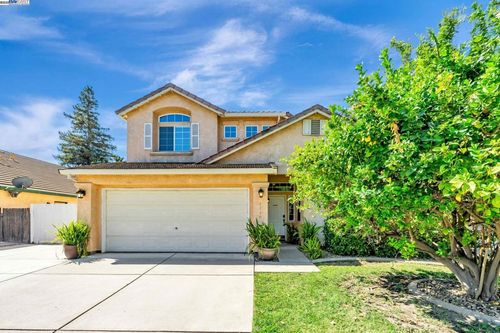 1786 Bergthold Ct, Manteca, CA, 95336-7002 | Card Image