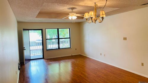 206-5323 Blair Ln, Baton Rouge, LA, 70809-3677 | Card Image