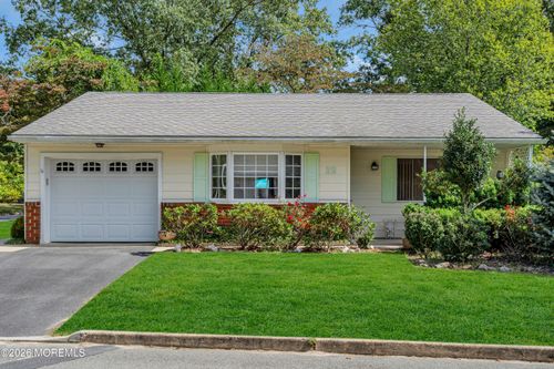 12 Vermont Way, Whiting, NJ, 08759-1439 | Card Image