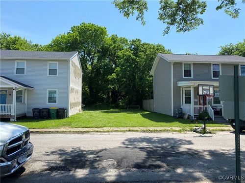 405 N 3 1/2 Ave, Hopewell, VA, 23860-2631 | Card Image