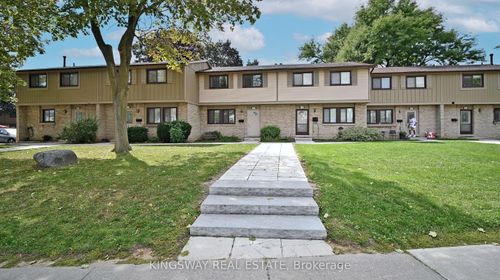 111-105 Hansen Rd N, Brampton, ON, L6V3C9 | Card Image