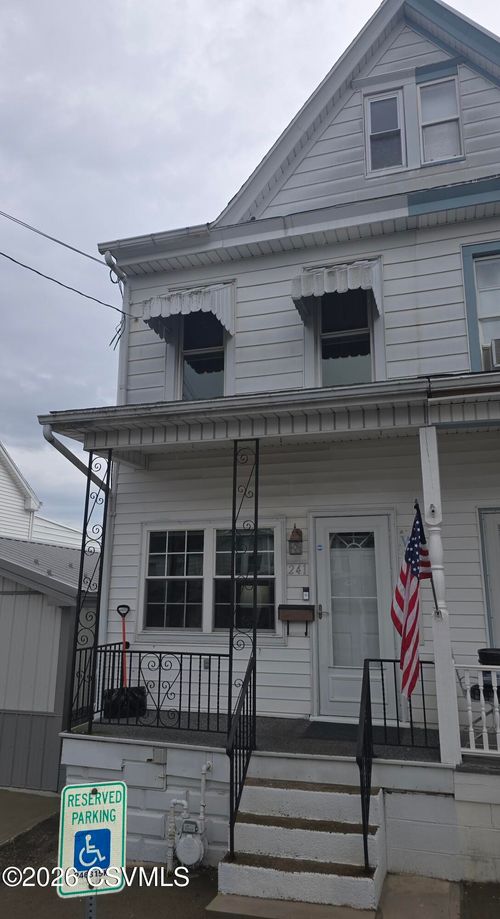 241 S Locust Street, Mt. Carmel, PA, 17851 | Card Image