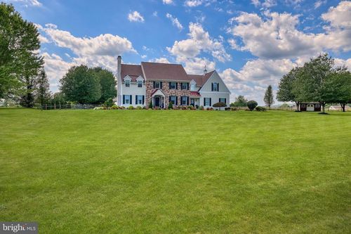 1100 Pineville Rd, New Hope, PA, 18938-9427 | Card Image