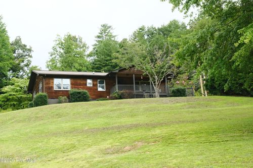 545 Maltby Rd, Marble, NC, 28905-8613 | Card Image