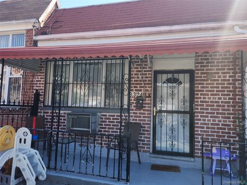 3324 Gunther Ave, Bronx, NY, 10469-2728 | Card Image