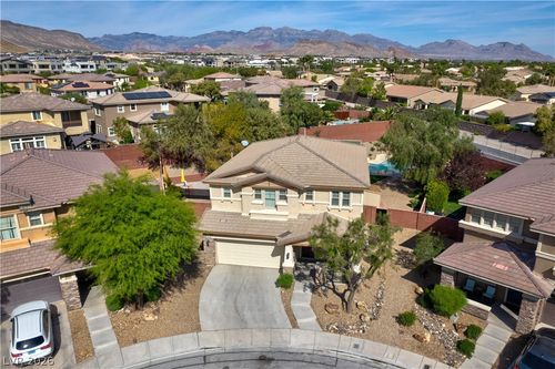 5301 Fairbranch Ln, Las Vegas, NV, 89135-4024 | Card Image