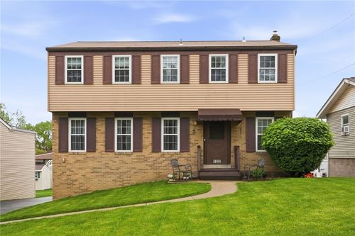 1522 Leona Ave, South Park, PA, 15129-9729 | Card Image