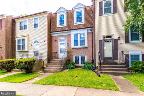 8657 Dellway Ln, VIENNA, VA, 22180-7066 | Card Image