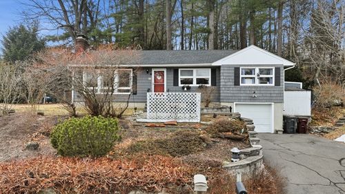 11 Laurel Ter, Westfield, MA, 01085-4503 | Card Image