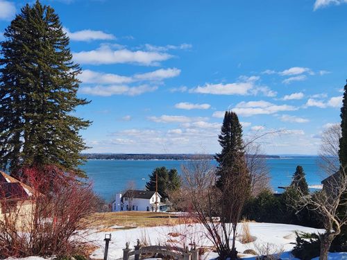 332 N 1st St, Bayfield, WI, 54814-5077 | Card Image