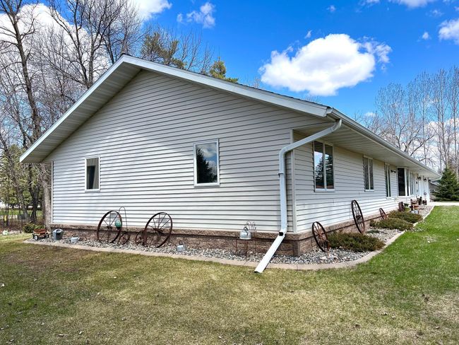 West side of the property | Image 6