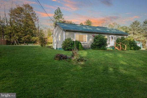 55 Leifer St, BIGLER, PA, 16825-9715 | Card Image