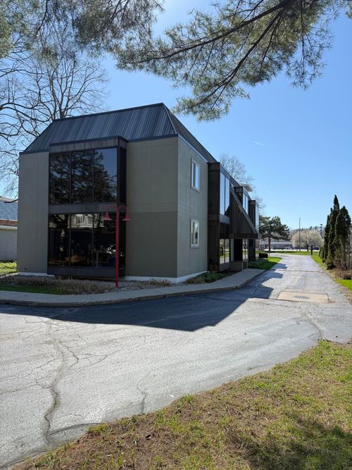 1014 S Beacon Blvd, Grand Haven, MI, 49417-2614 | Card Image