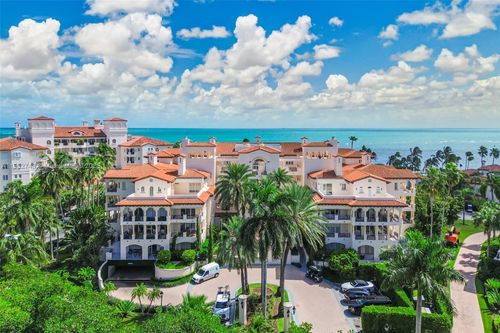 19236-19236 Fisher Island Dr, Miami Beach, FL, 33109-1177 | Card Image