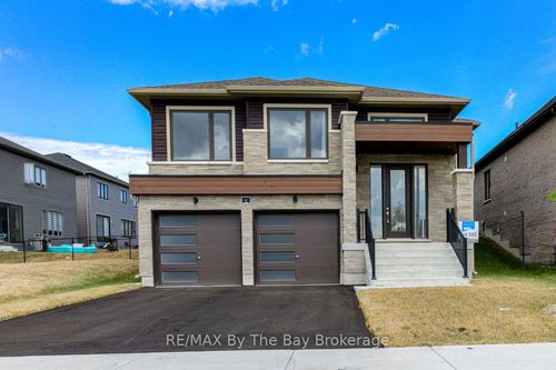 67 Sun Valley Ave, Wasaga Beach, ON, L9Z0N7 | Card Image