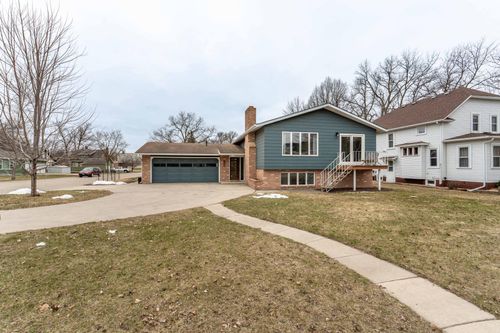 417 E Division St, Elbow Lake, MN, 56531-4419 | Card Image