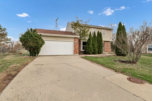 2013 Briar Hill Dr, Schaumburg, IL, 60194-2418 | Card Image