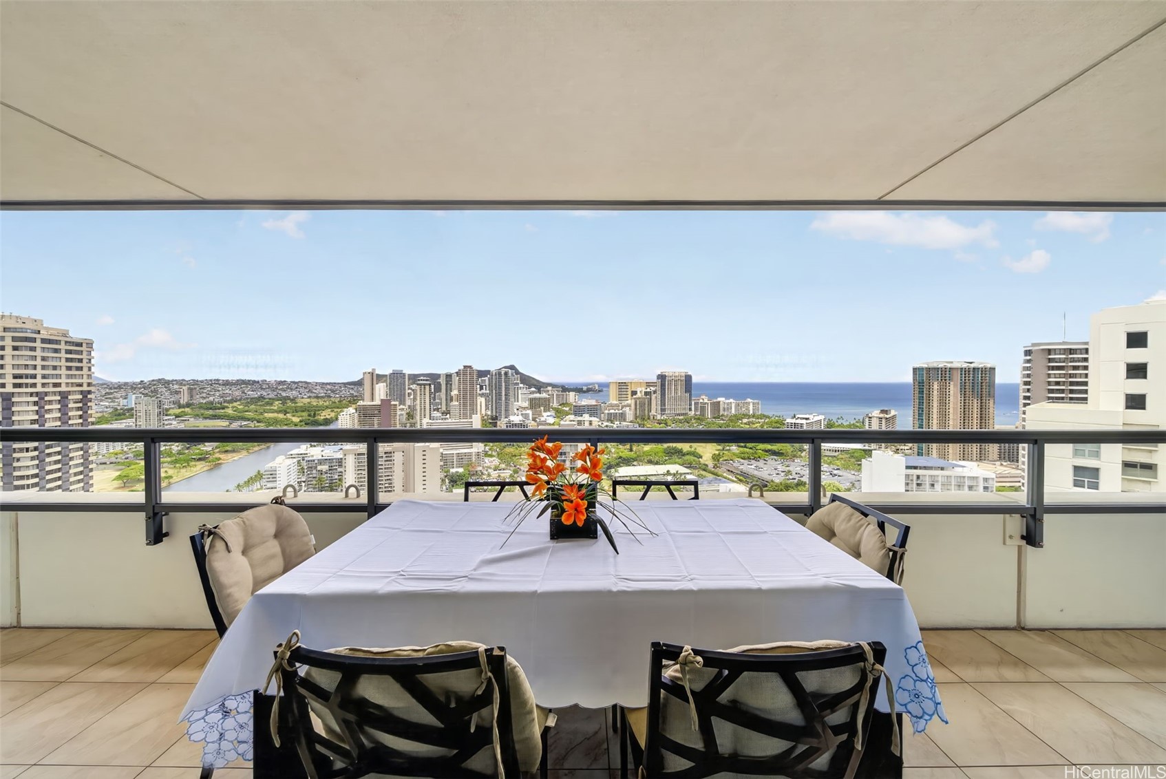 Residential in Honolulu 2