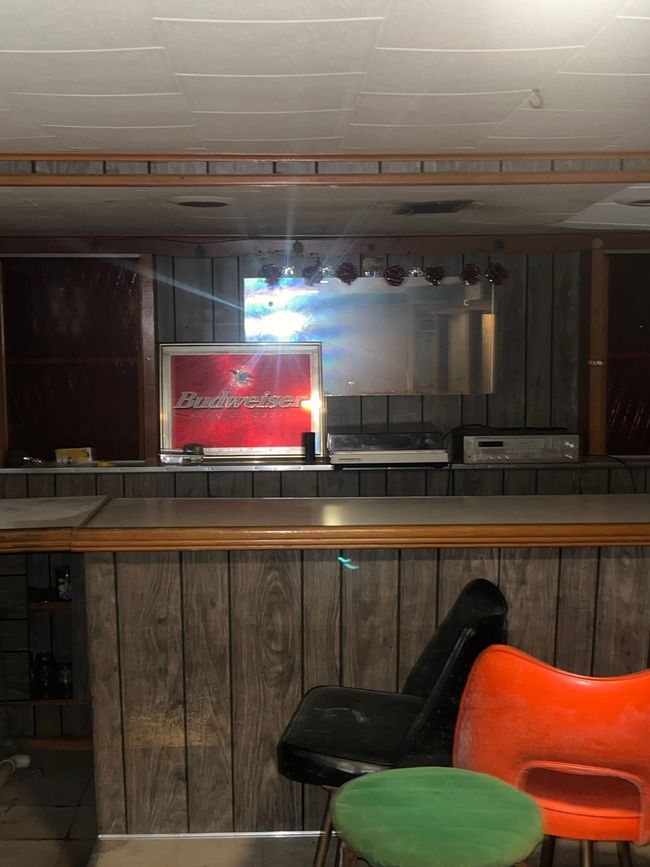 Basement bar | Image 23