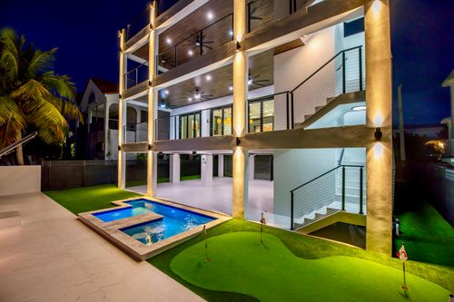 3 Evergreen Ave, Key West, FL, 33040-6244 | Card Image