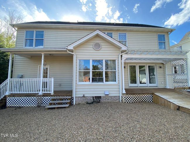 Rear | Image 25