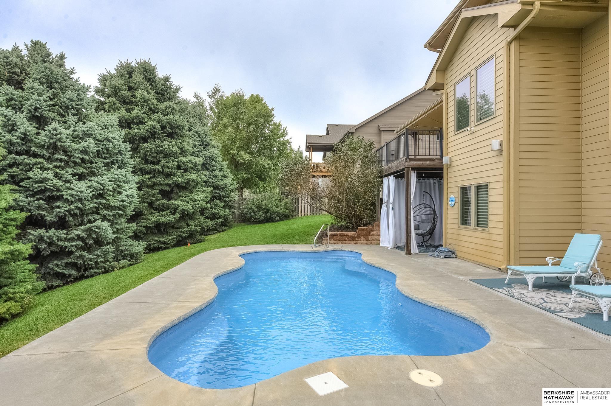 154th St, Omaha, NE 68116
