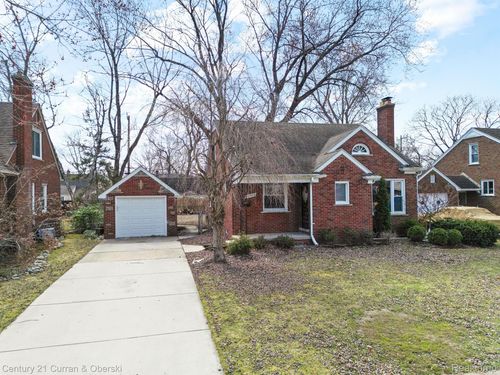 20488 Fleetwood Dr, Harper Woods, MI, 48225-1624 | Card Image