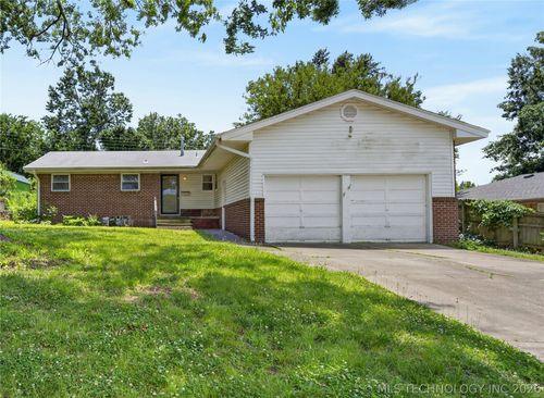 4721 Cornell Drive, Bartlesville, OK, 74006 | Card Image