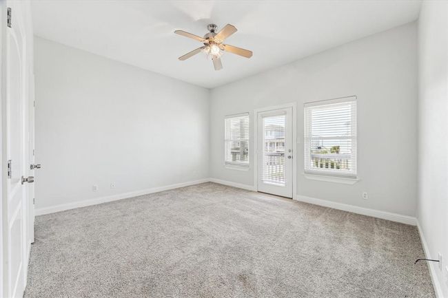 138 Isles End Rd, House other with 4 bedrooms, 3 bathrooms and 2 parking in Tiki Island TX | Image 17