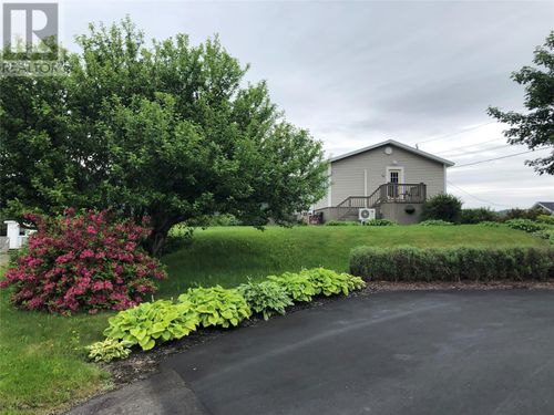 70 Newtown Rd, Long Harbour, NL, A0B2J0 | Card Image
