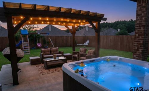 7352 Kingsport Ln, Tyler, TX, 75703-7494 | Card Image