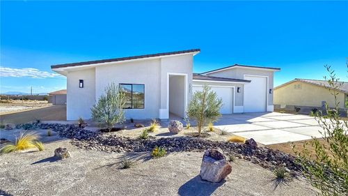 2921 Acoma Ave, Pahrump, NV, 89048-2601 | Card Image