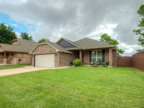2204 Cale Cv, Yukon, OK, 73099-3103 | Card Image